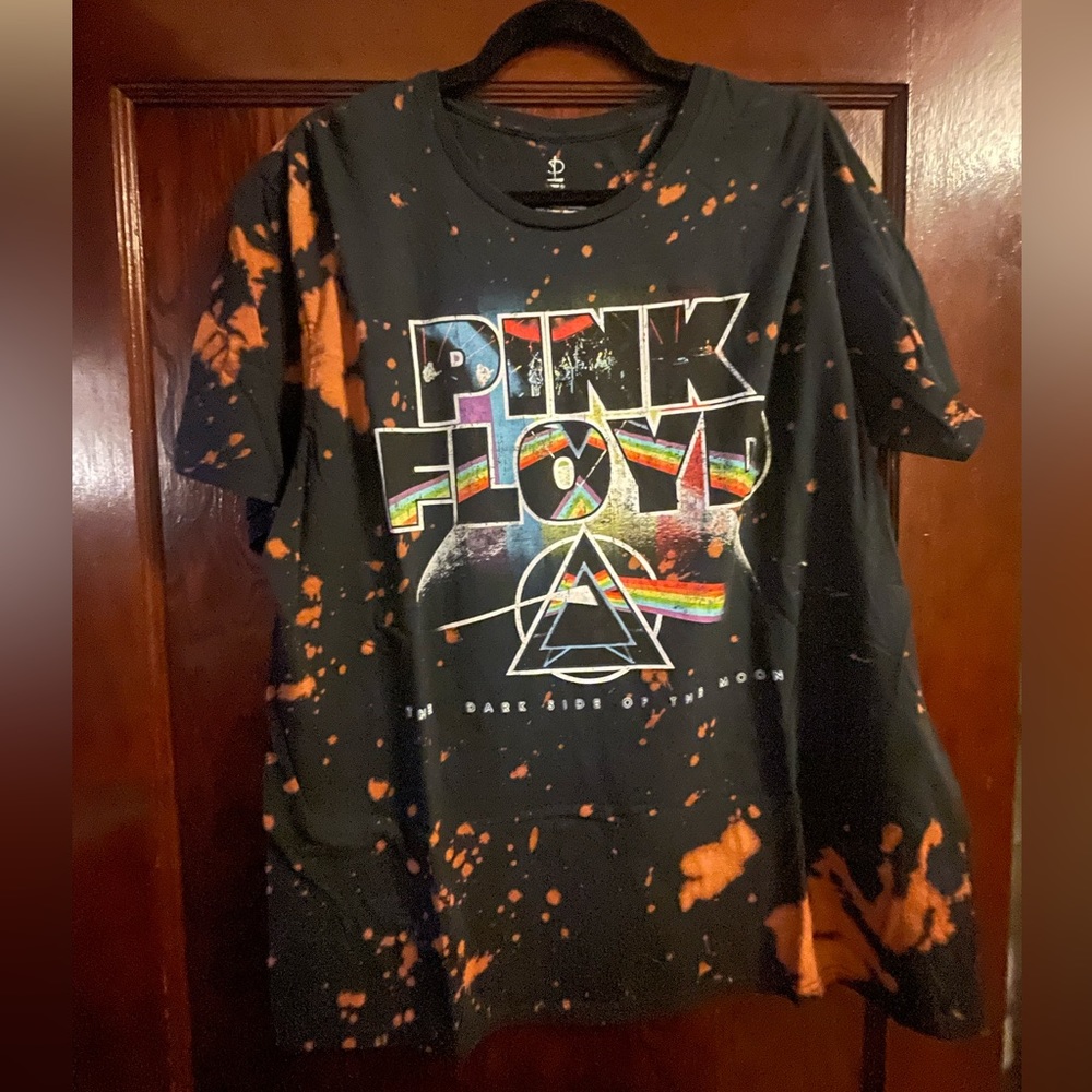 Oversized Pink Floyd Graphic Tee
